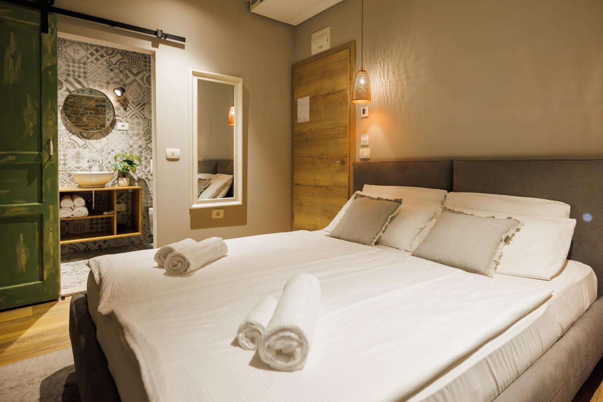 Vila Robida Rooms & Spa Črni Kal Εξωτερικό φωτογραφία