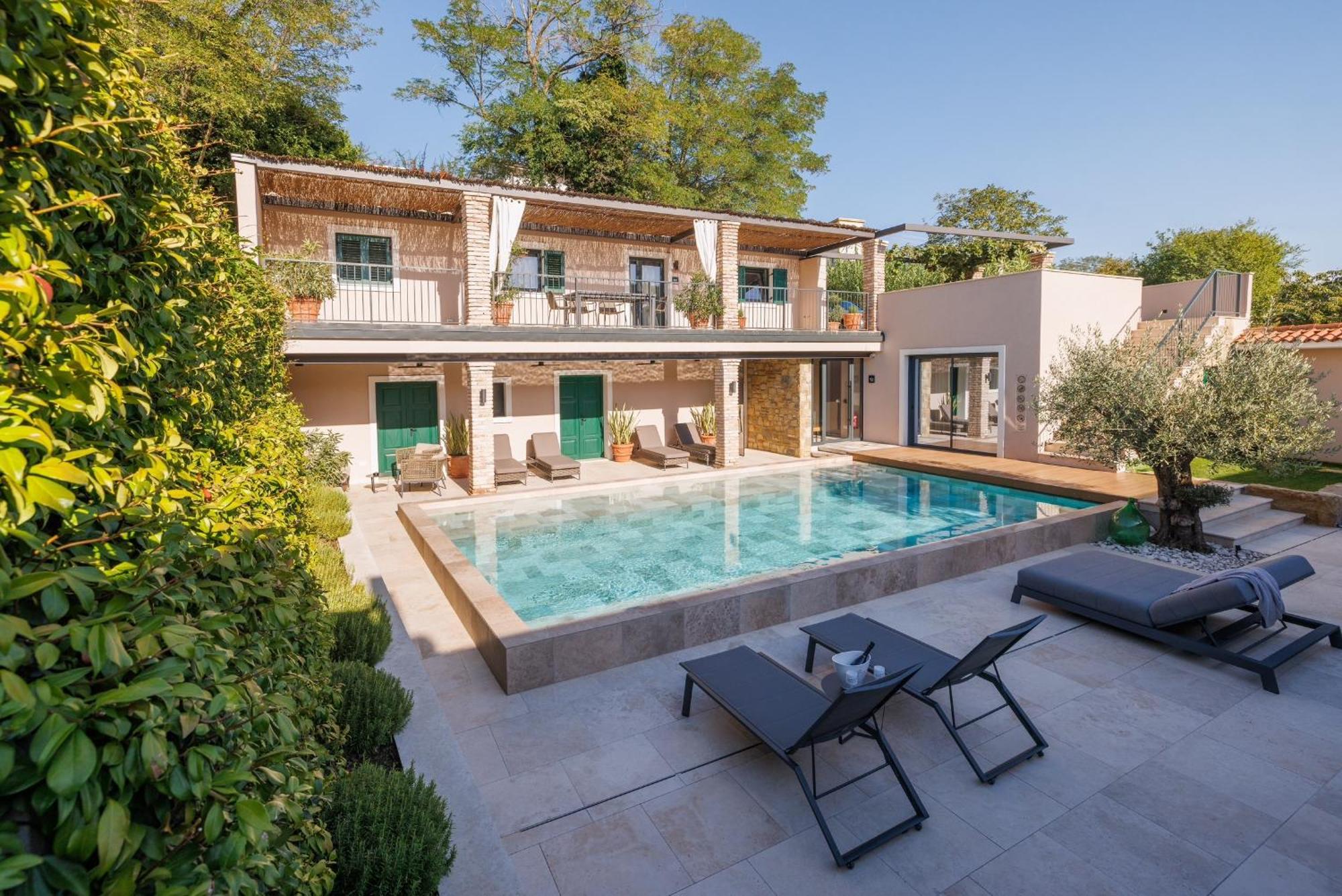 Vila Robida Rooms & Spa Črni Kal Εξωτερικό φωτογραφία