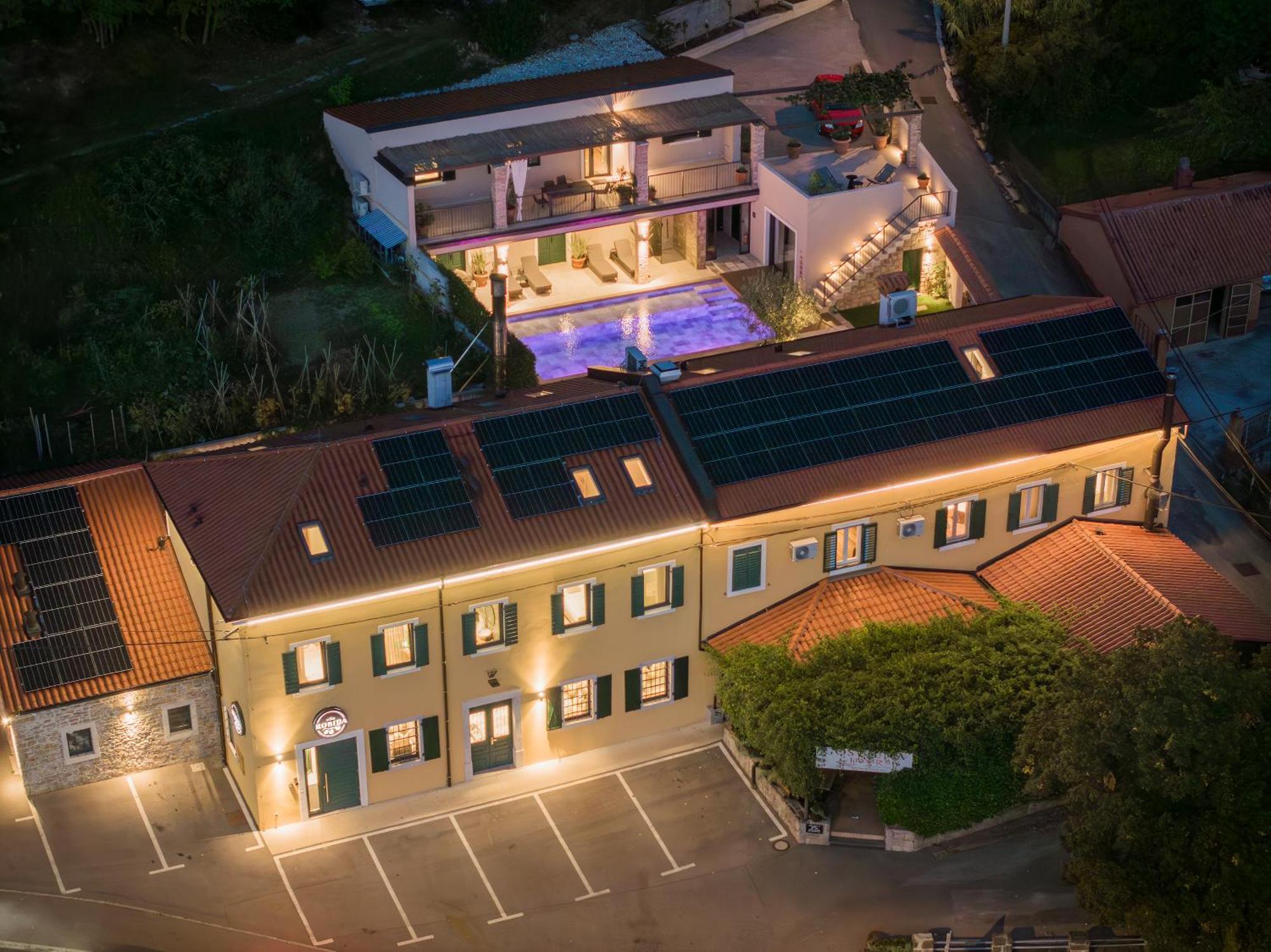Vila Robida Rooms & Spa Črni Kal Εξωτερικό φωτογραφία